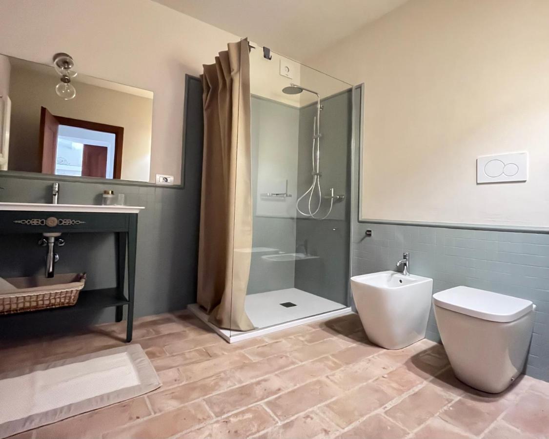 Le Mansarine Charme B&B Castellaro  Екстер'єр фото