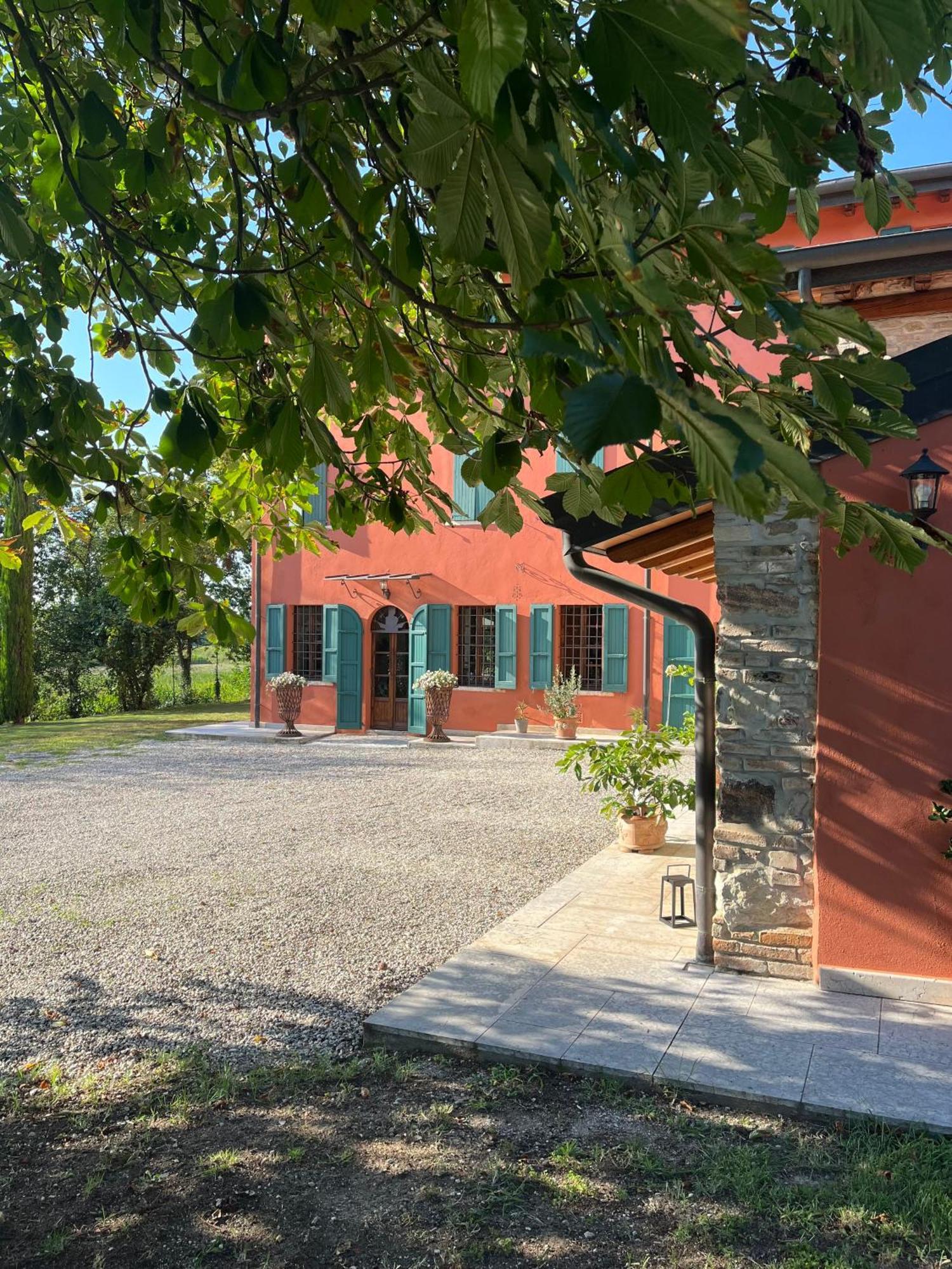 Le Mansarine Charme B&B Castellaro  Екстер'єр фото