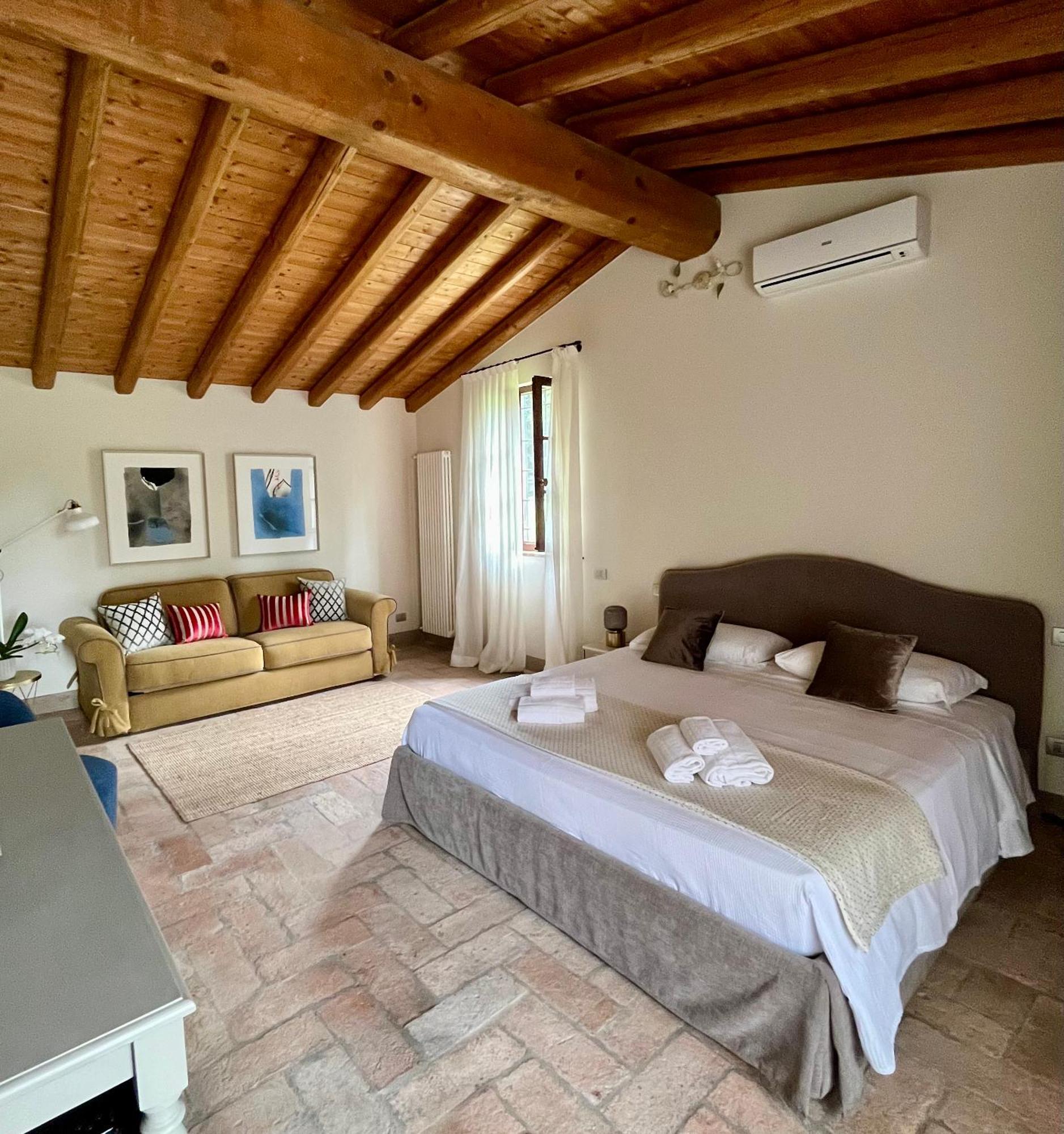Le Mansarine Charme B&B Castellaro  Екстер'єр фото